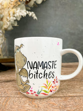 Lade das Bild in den Galerie-Viewer, Namaste Bitches Drache mit Blumen 400ml
